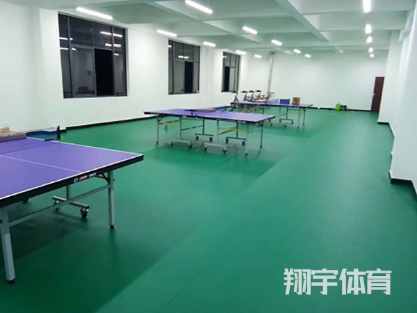 乒乓球桌