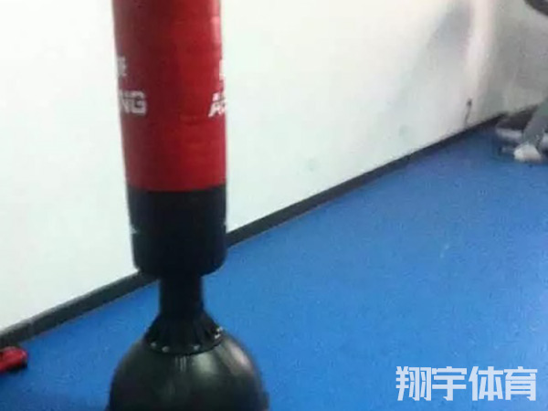 室內(nèi)健身器材